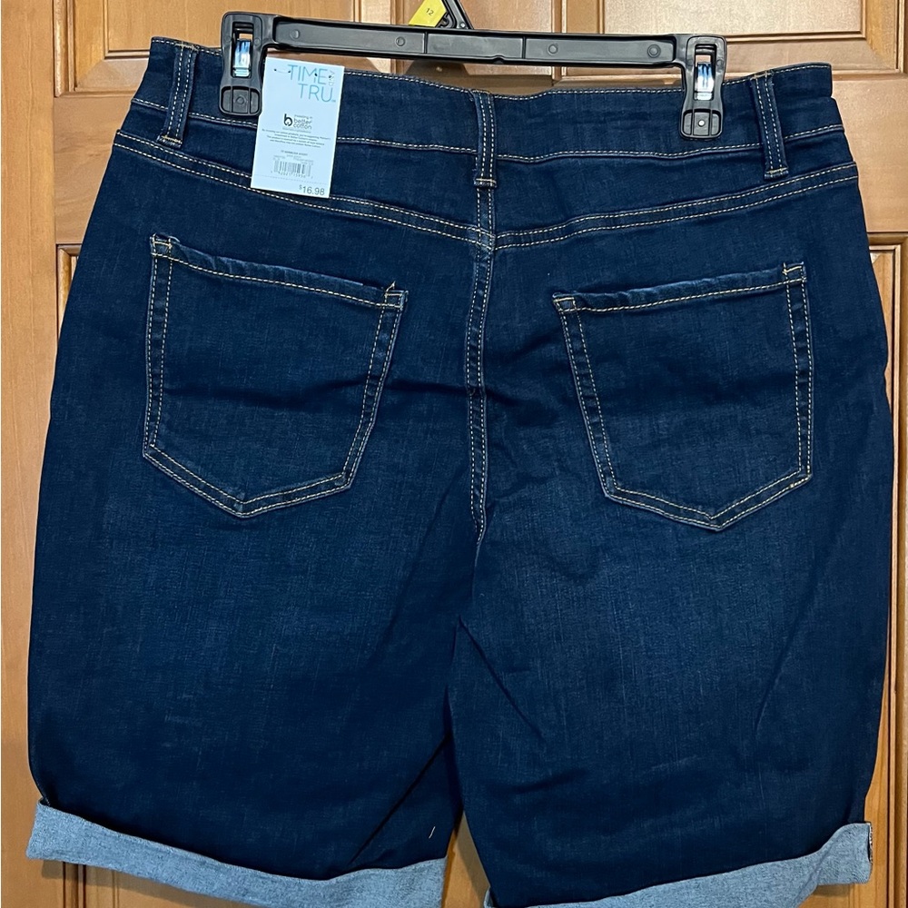 Time and Tru Women's Dark Blue Jean Shorts - Picture 2 of 2
